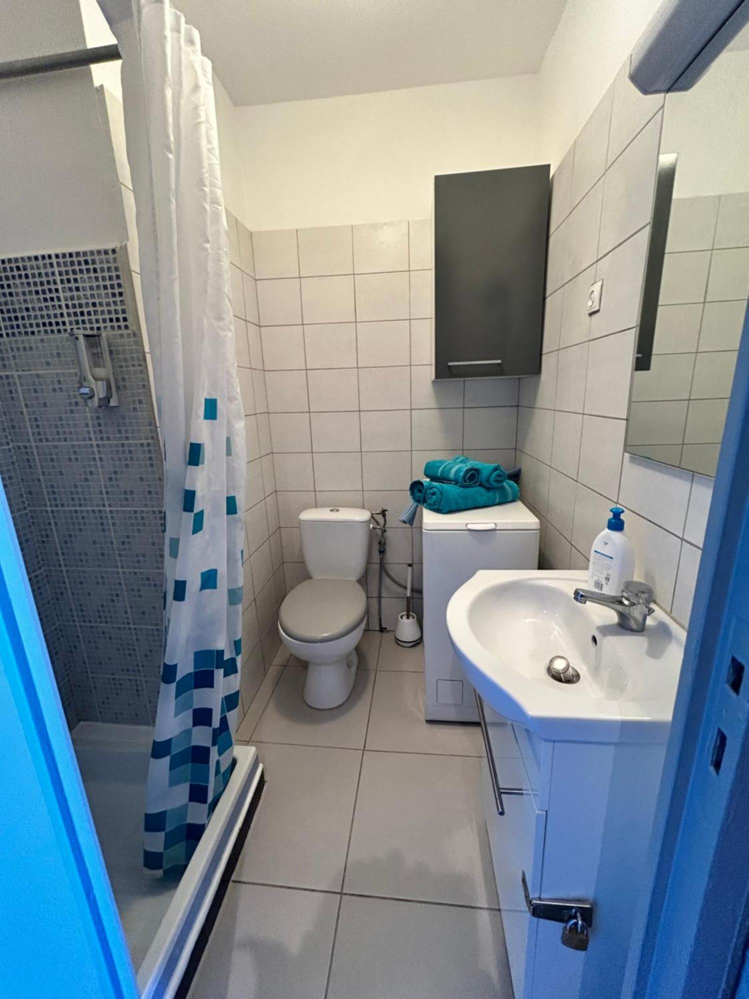 Charmant Studio 20 M De La Plage Canet-en-Roussillon Ngoại thất bức ảnh