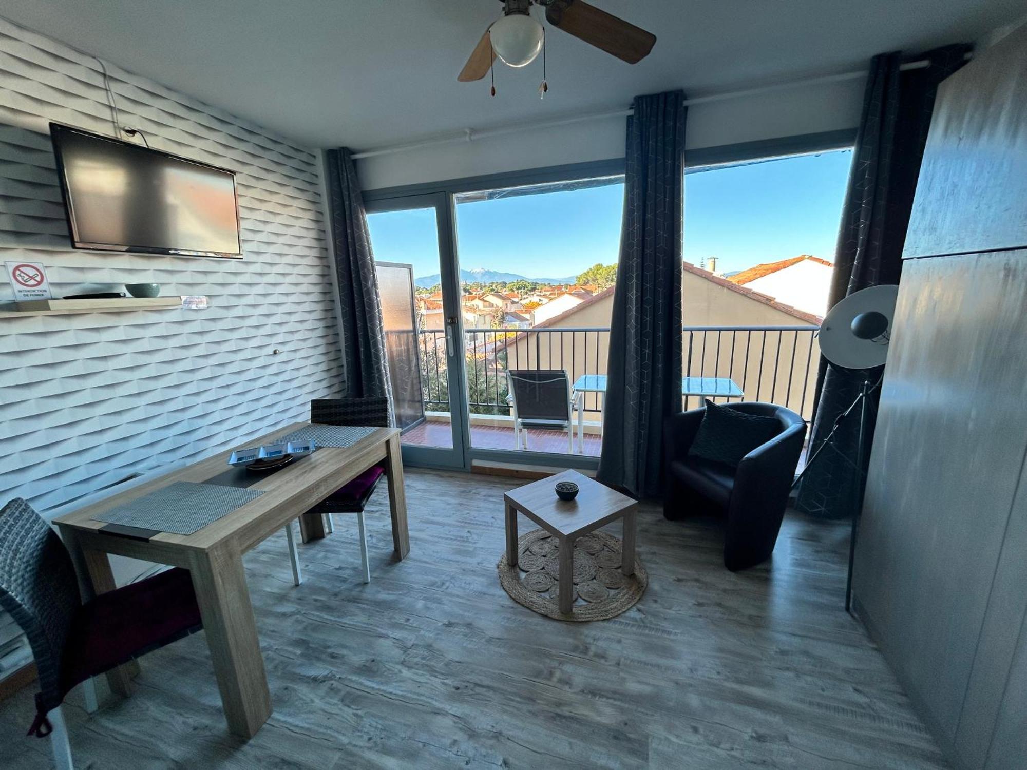 Charmant Studio 20 M De La Plage Canet-en-Roussillon Ngoại thất bức ảnh