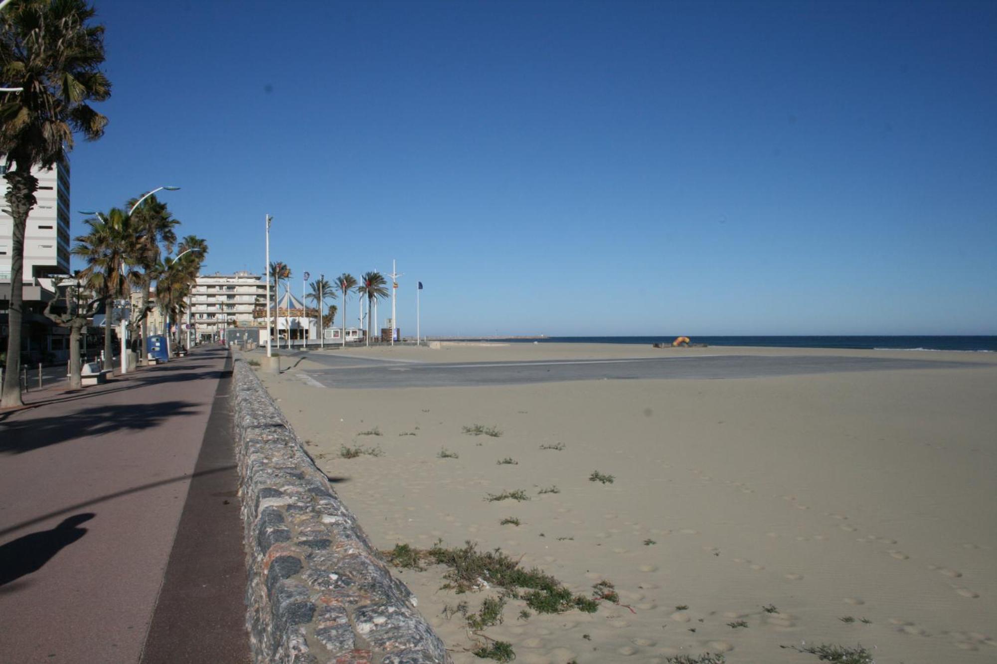 Charmant Studio 20 M De La Plage Canet-en-Roussillon Ngoại thất bức ảnh