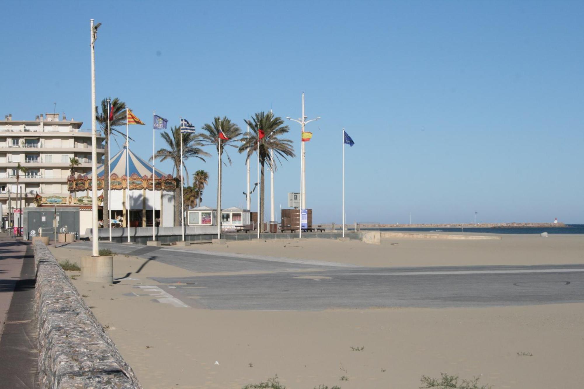 Charmant Studio 20 M De La Plage Canet-en-Roussillon Ngoại thất bức ảnh